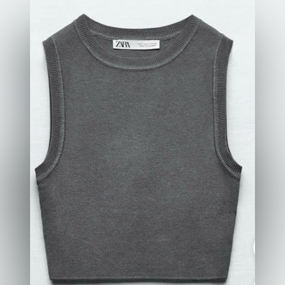 Zara Gray Sleeveless Top - Picture 1 of 3